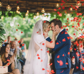 get married in Tuscany