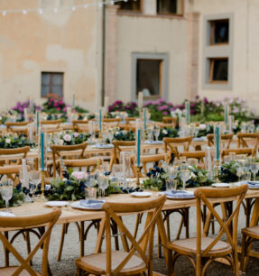 Wedding dinner table decoration in Tuscany by Funkybirdfirenze